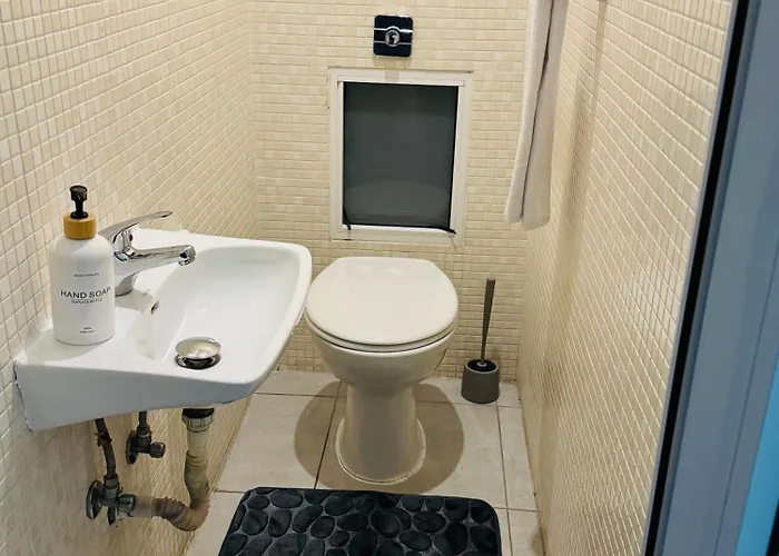 Specious In St Julians